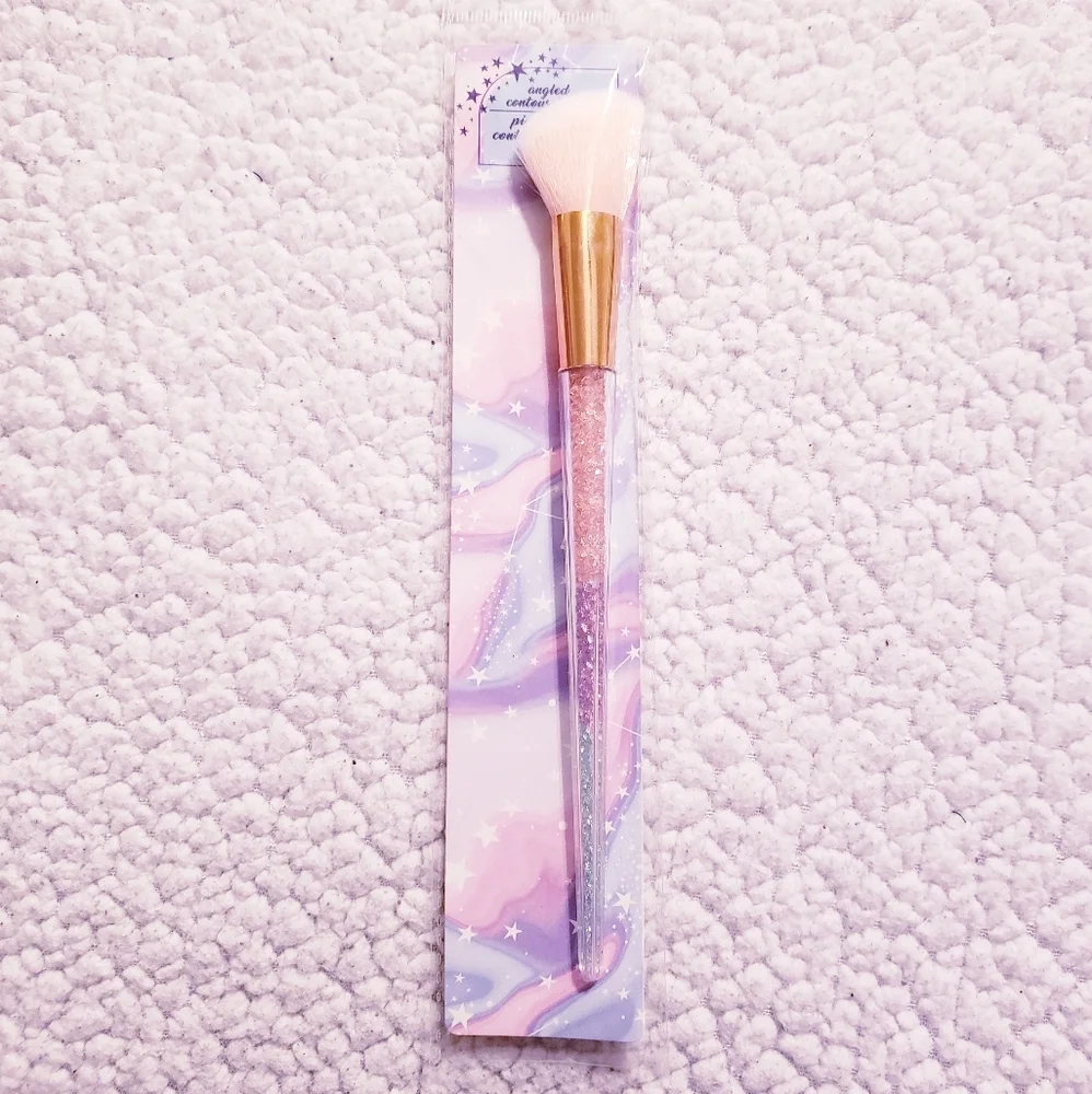 6 Piece Mermaid Crystal Make Up Brushes. NWT.